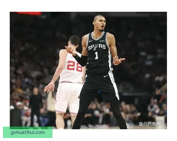 NBA官方重罚里德五万美元因质疑火箭比赛裁判判罚公正性引发争议