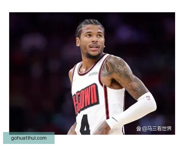 NBA官方重罚里德五万美元因质疑火箭比赛裁判判罚公正性引发争议